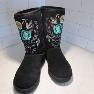 Ugg Boots Black Suede Floral Embroidery Shearling